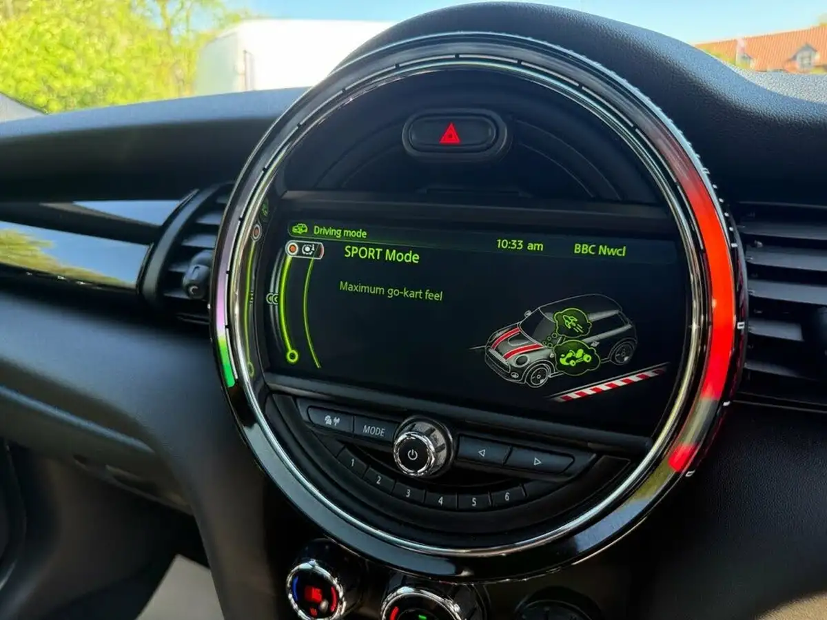 2017-mini-cooper-20-cooper-jcw-sport-auto-big-22