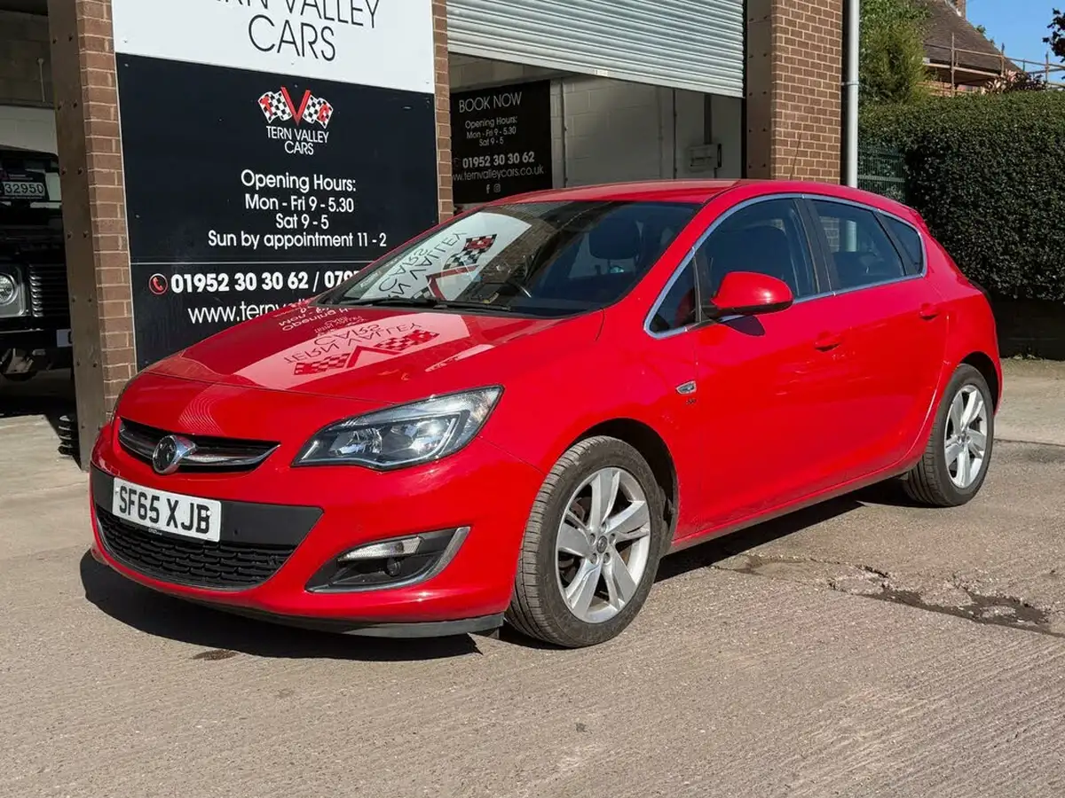 2015-vauxhall-astra-16-sri-115ps-hatchback-auto-big-76