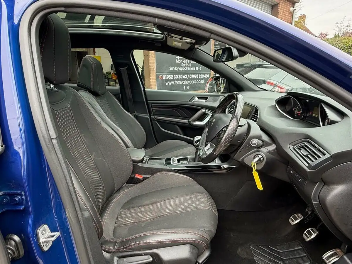 2018-peugeot-308-16-bluehdi-gt-line-big-33