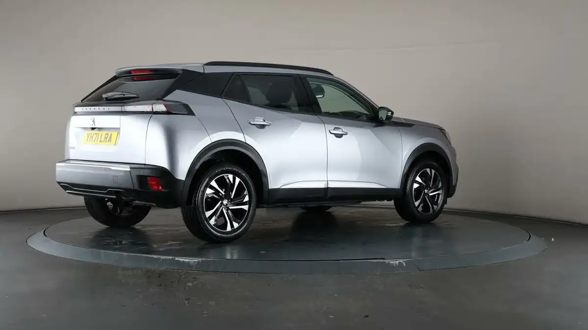 2022-peugeot-2008-suv-12-puretech-allure-premium-100bhp-big-6