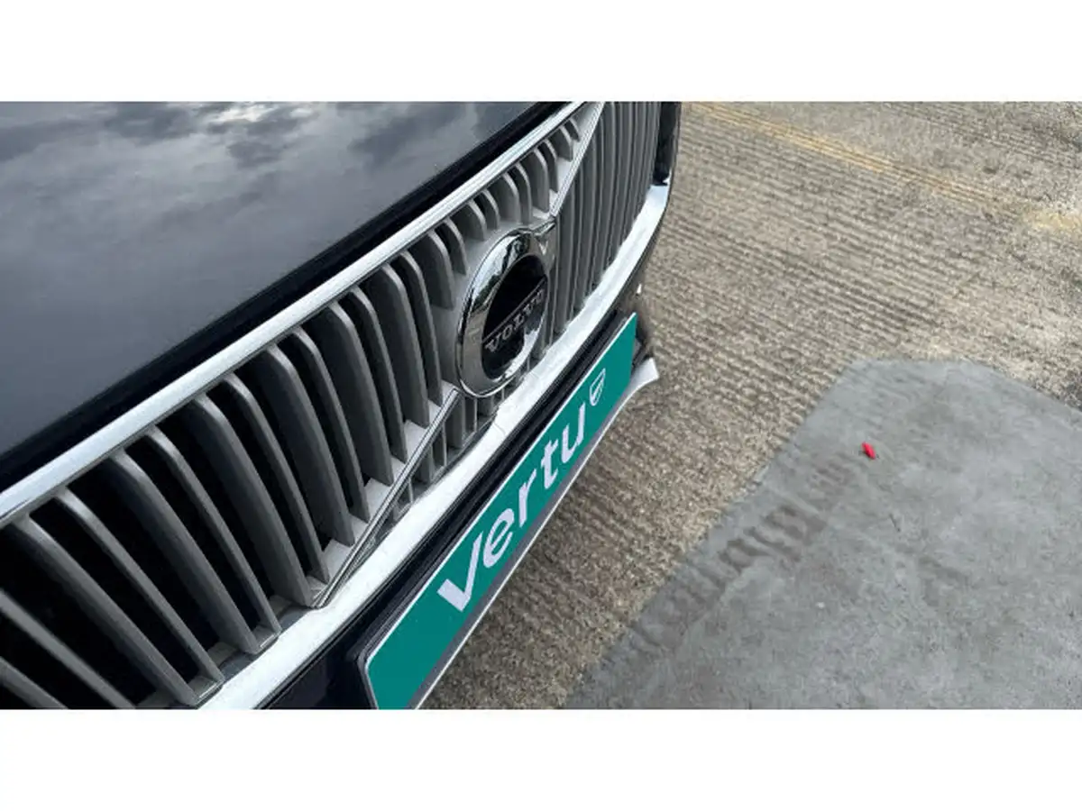 2017-volvo-xc90-20td-d5-inscription-auto-big-39