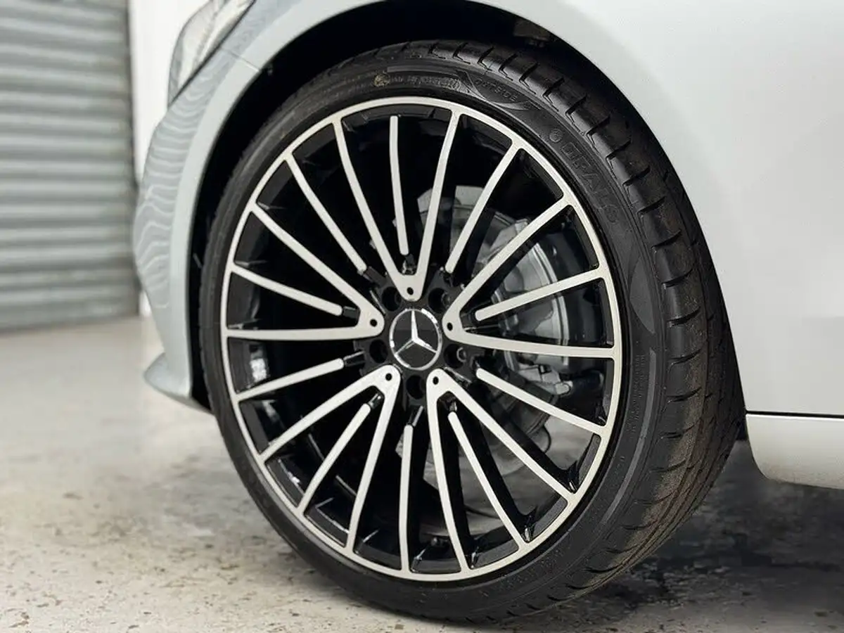 2018-mercedes-benz-c-class-20d-c220d-se-saloon-4d-big-6