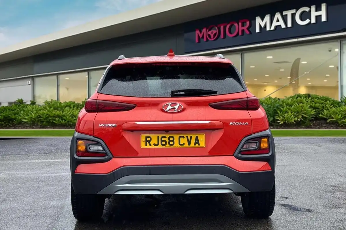 2018-hyundai-kona-10-t-gdi-premium-se-1-tone-roof-big-3