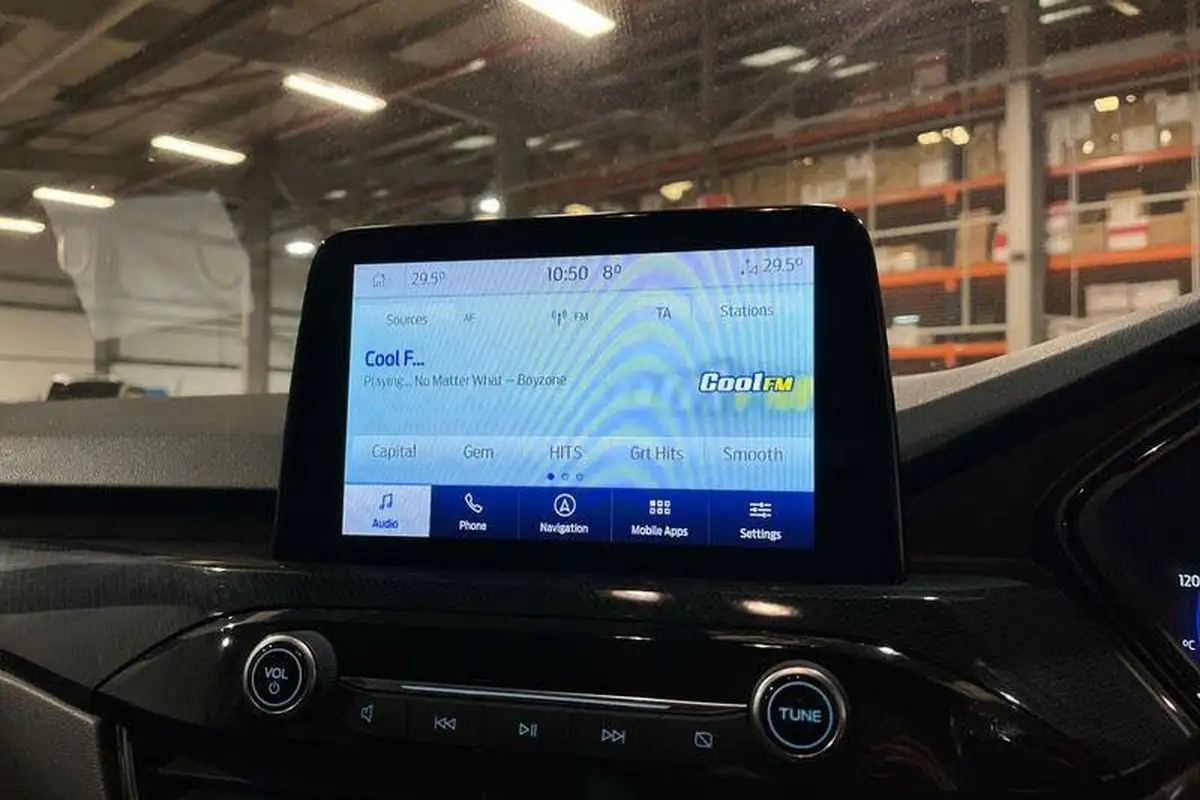 2020-ford-kuga-25t-st-line-big-31