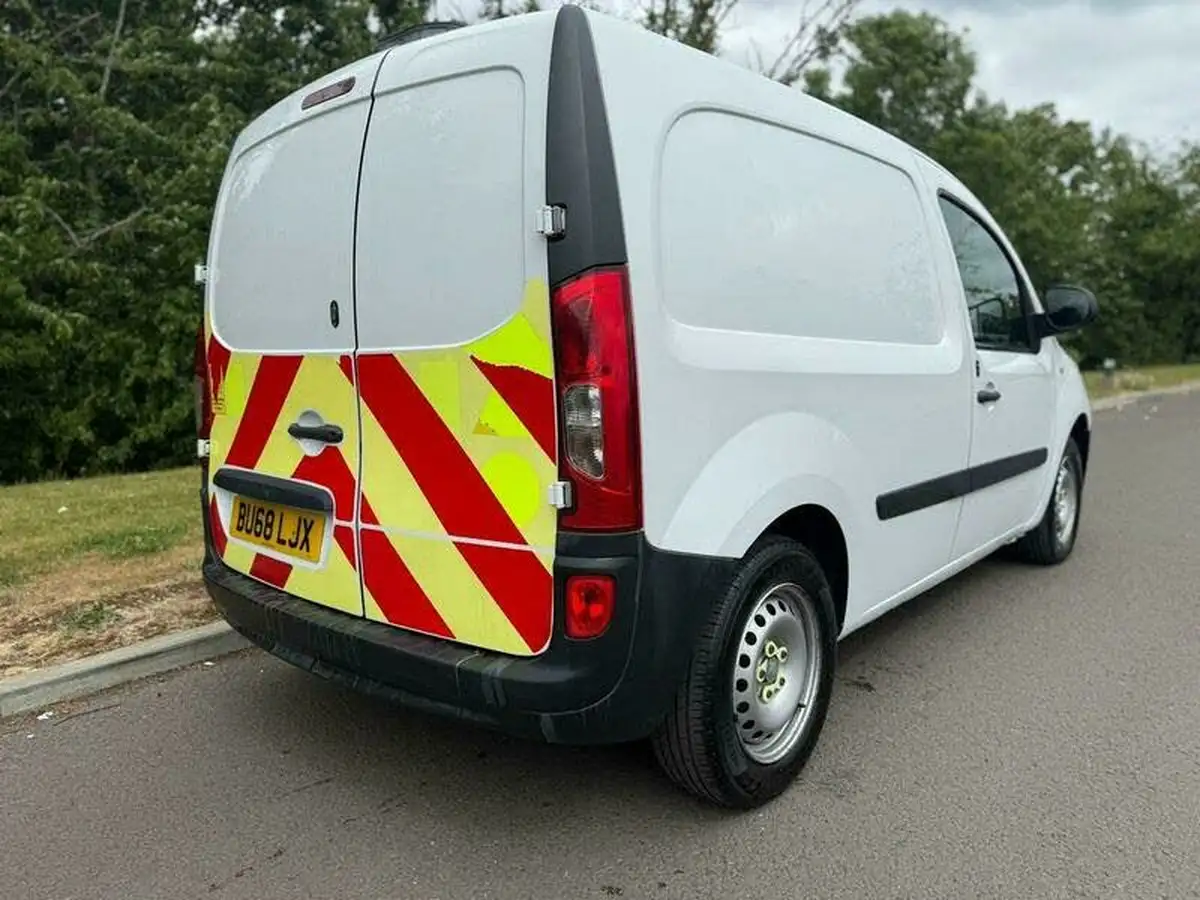 2018-mercedes-benz-citan-15-cdi-109-15-cdi-long-panel-van-big-11