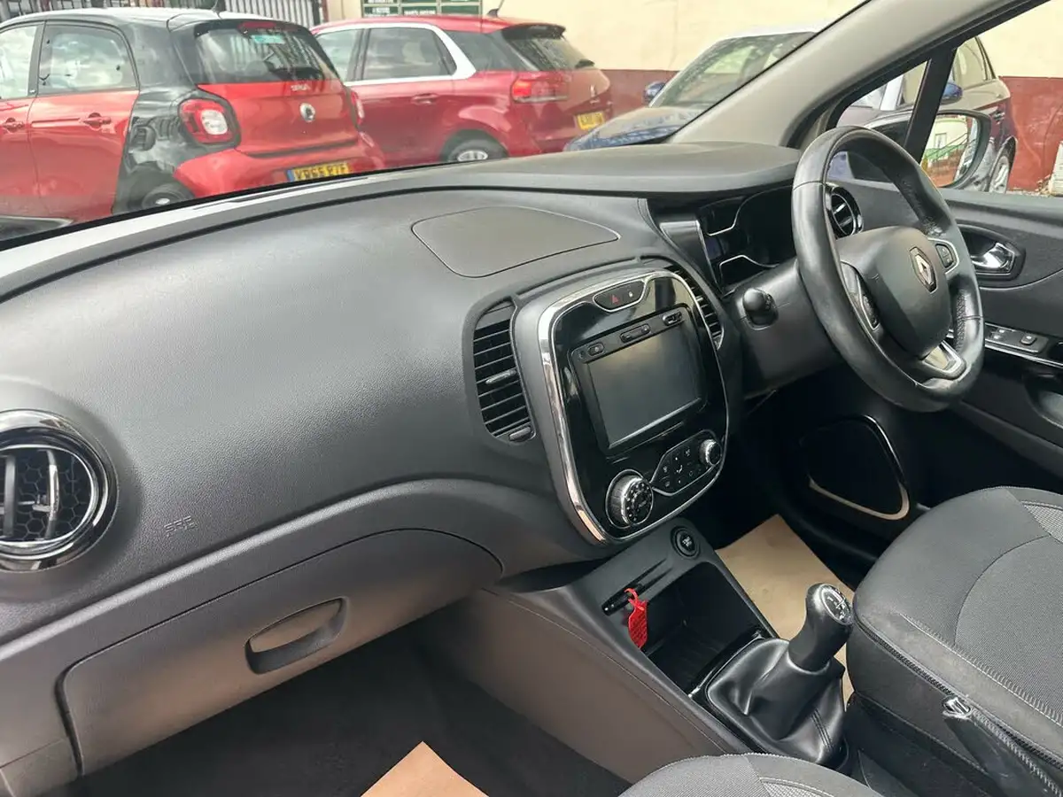 2016-renault-captur-09-dynamique-nav-big-11