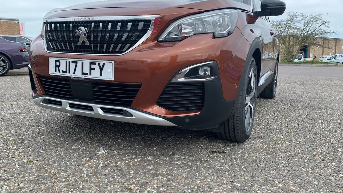 2017-peugeot-3008-suv-12-puretech-allure-big-50