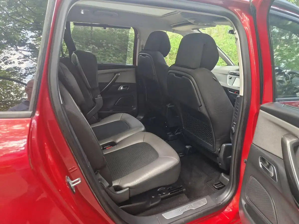 2014-citroen-grand-c4-picasso-16e-hdi-exclusive-etg6-big-21