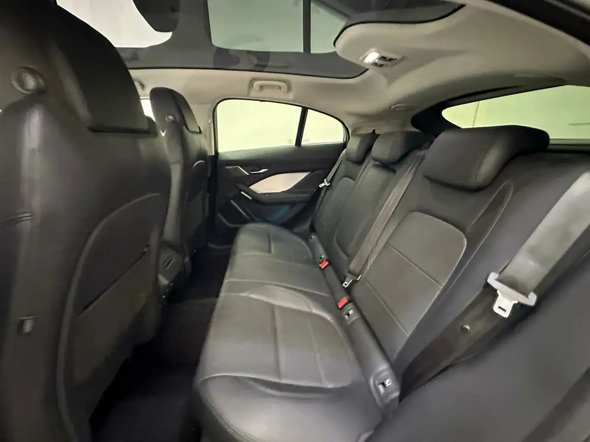 2020-jaguar-i-pace-ev400-s-big-20