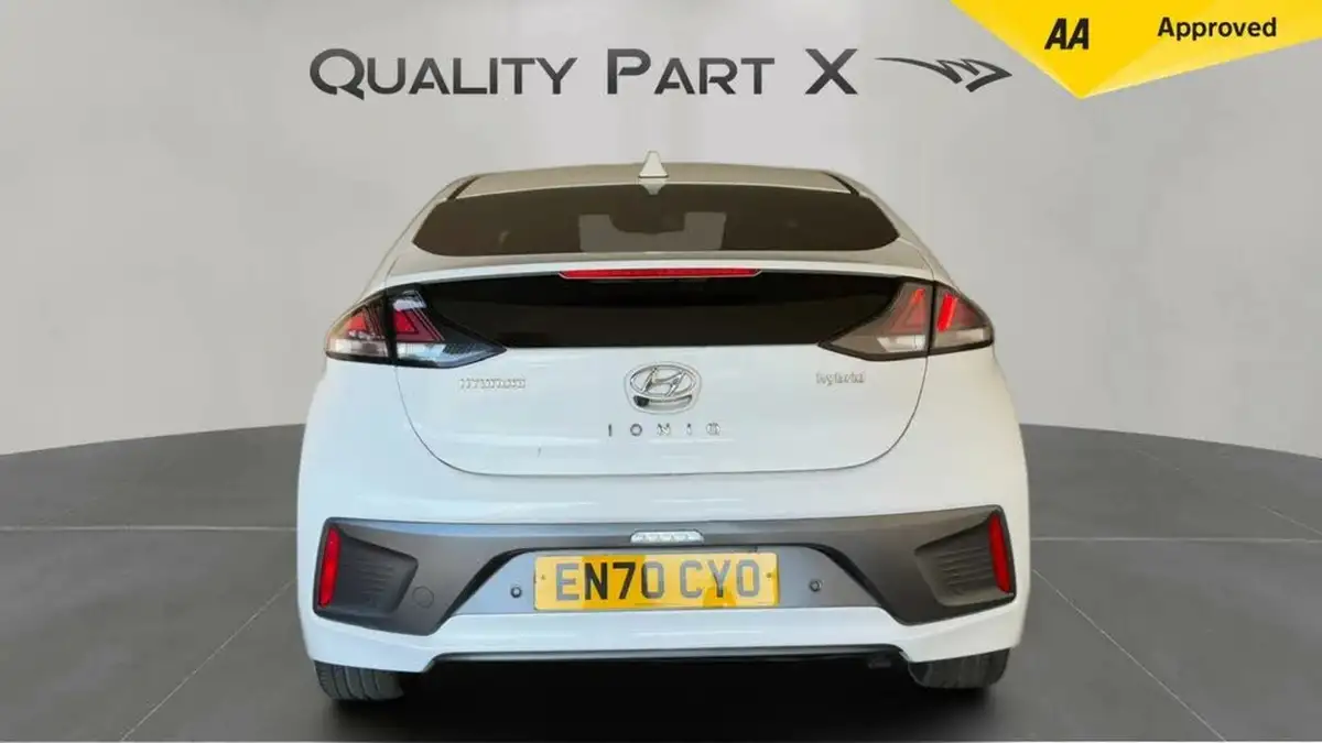 2021-hyundai-ioniq-16-gdi-premium-se-hybrid-big-3