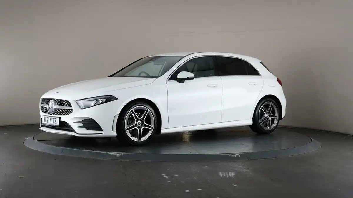 2021-mercedes-benz-a-class-13-a180-amg-line-hatchback-5d-big-33