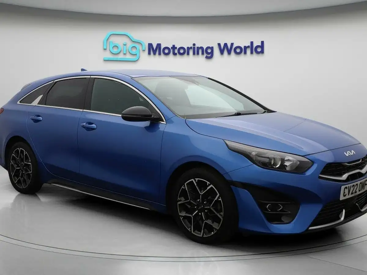 2022-kia-pro-ceed-15-t-gdi-gt-line-big-0