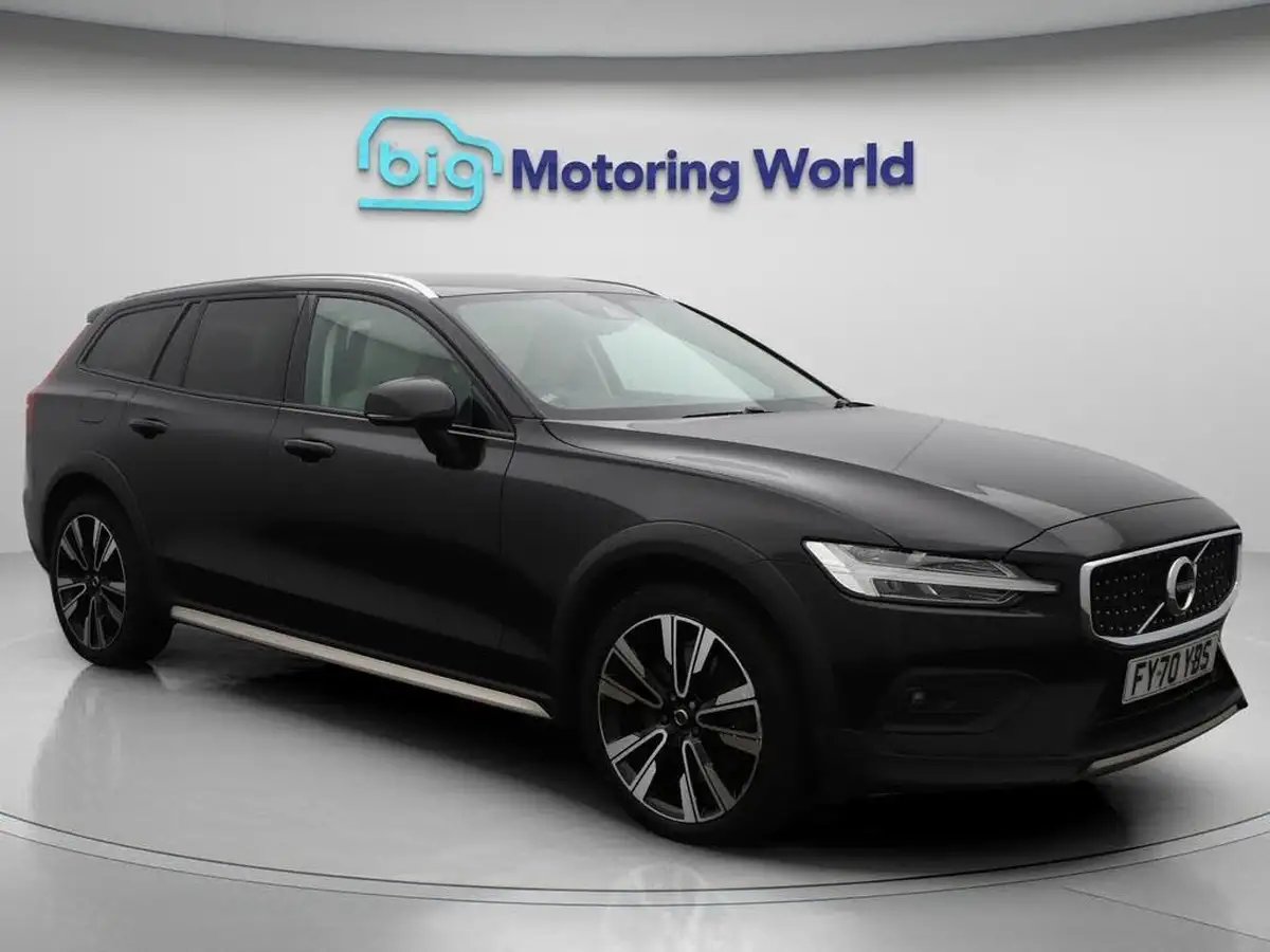 2020-volvo-v60-20td-d4-cross-country-plus-big-0