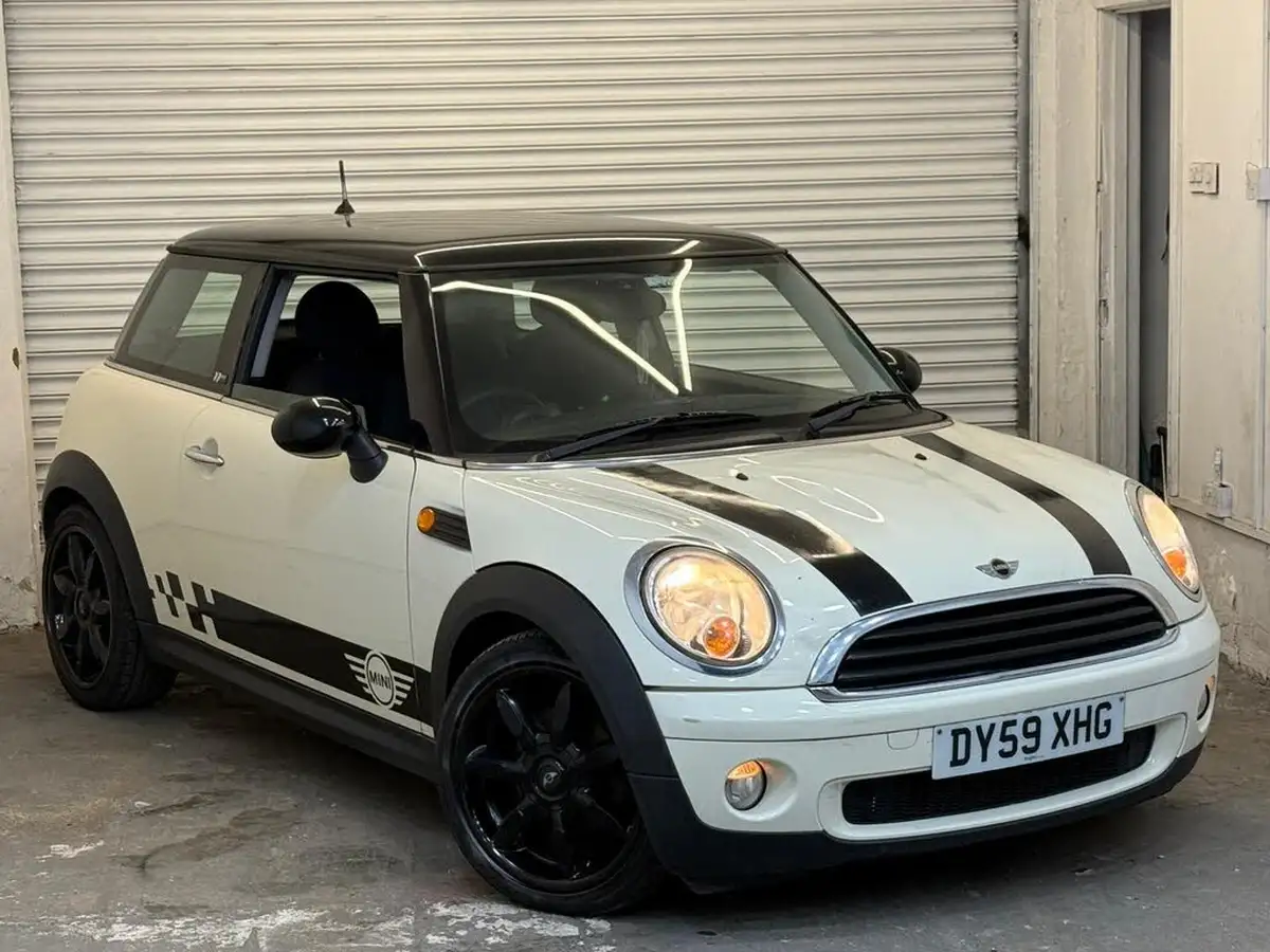 2009-mini-cooper-14-first-75bhp-big-4
