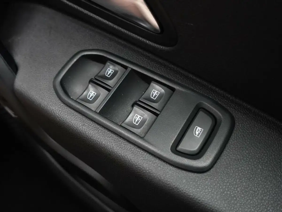 2019-dacia-duster-13-tce-comfort-1333cc-big-27