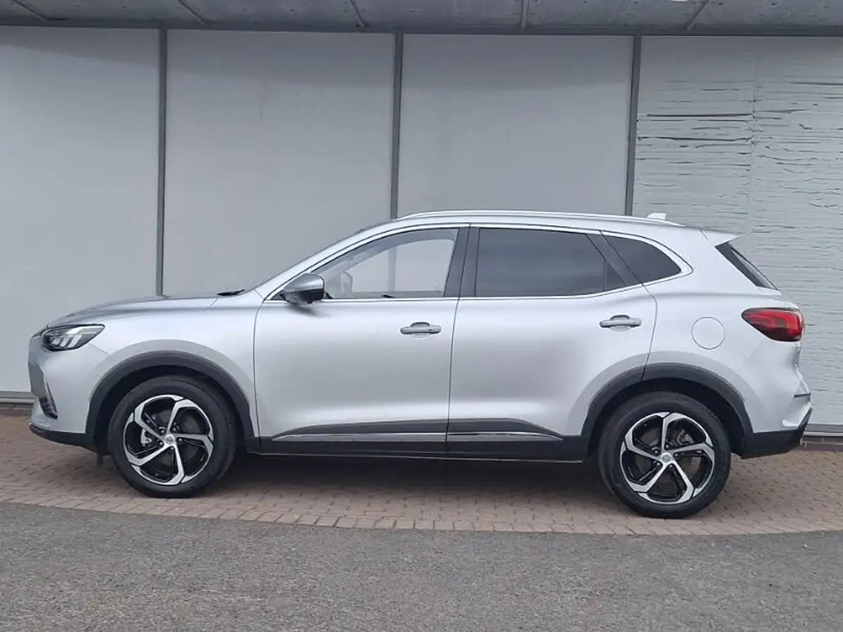 2023-mg-hs-15t-gdi-trophy-258ps-plug-in-hybrid-auto-big-3