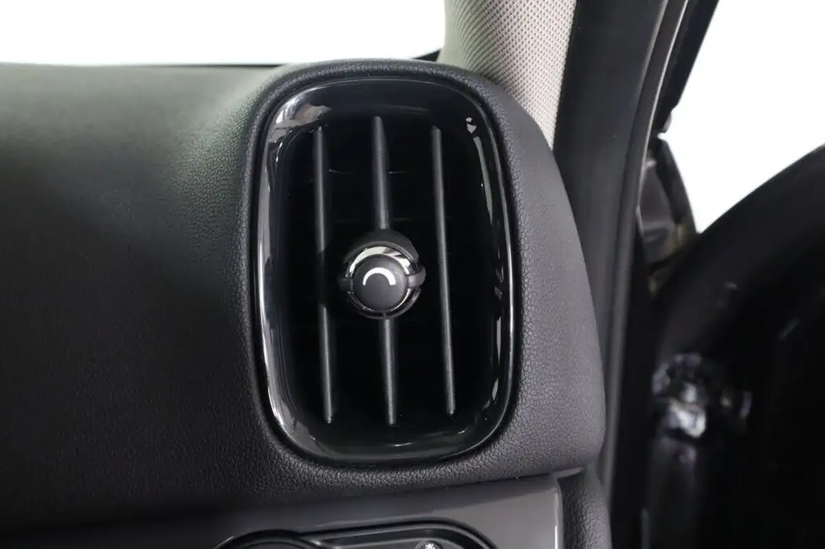 2017-mini-countryman-20-cooper-s-ss-big-31