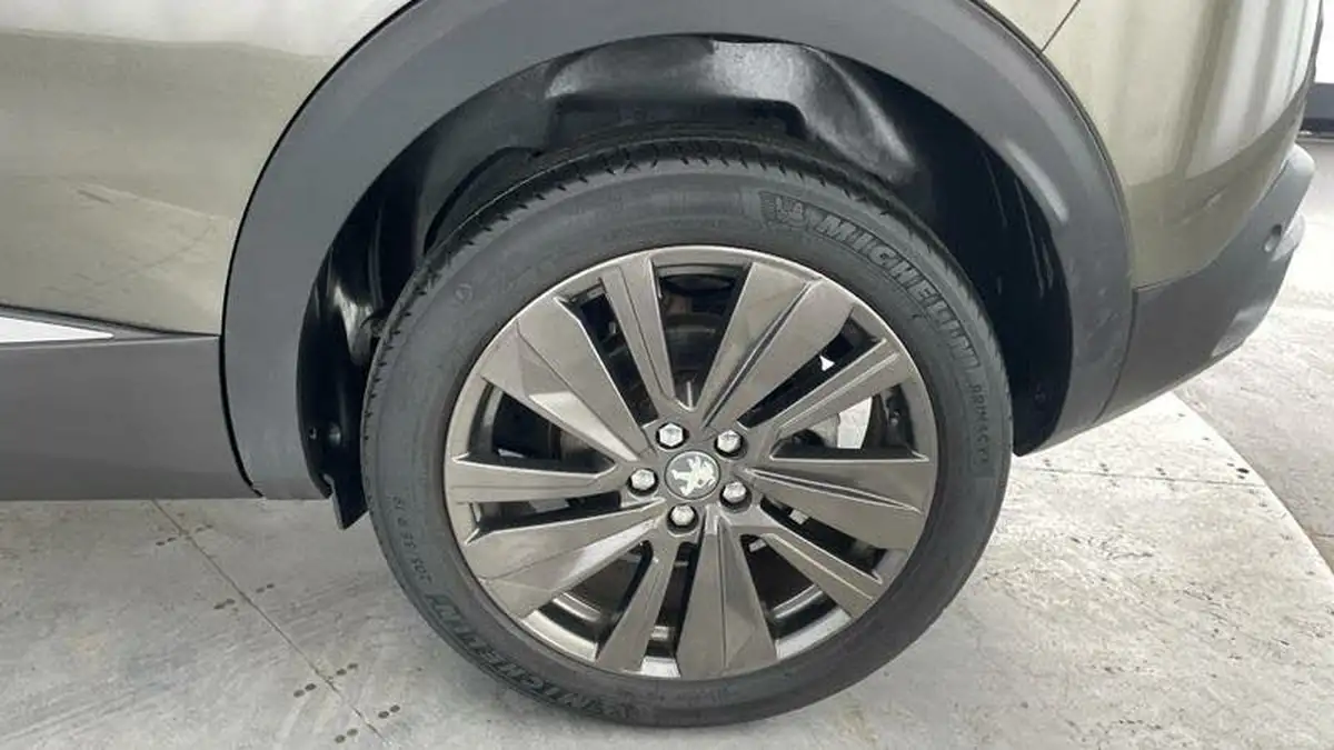 2019-peugeot-3008-suv-16-puretech-gt-line-180bhp-ss-eat8-big-30