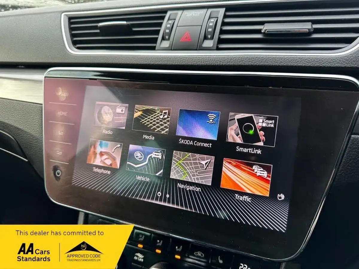 2018-skoda-superb-20tdi-scr-se-l-executive-150ps-estate-dsg-big-23