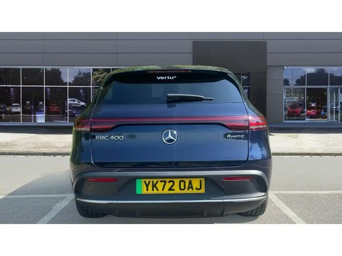 2022-mercedes-benz-eqc-e-eqc-400-amg-line-premium-big-5