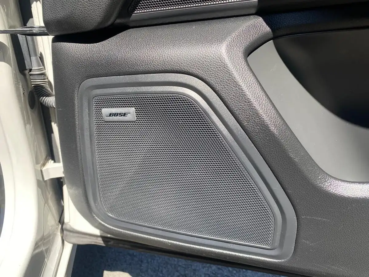 2020-porsche-macan-29-v6-gts-big-21