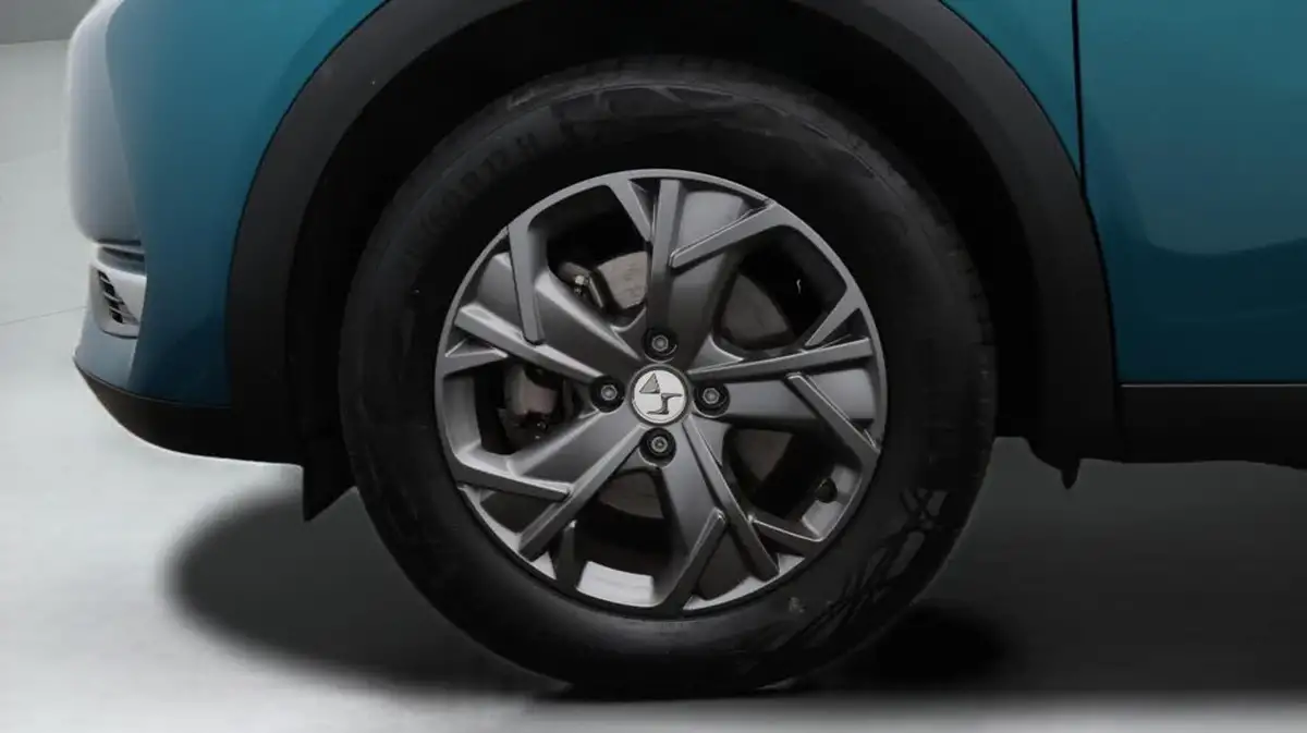2022-ds-ds-3-crossback-e-tense-bastille-big-18