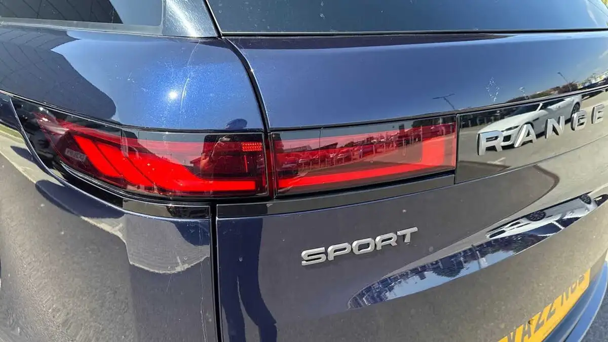 2022-land-rover-range-rover-sport-30-p440e-se-big-18