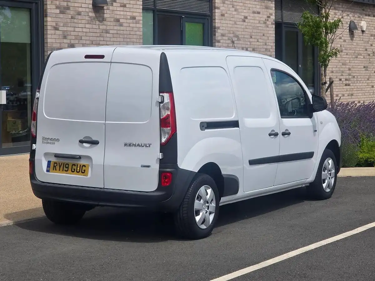2019-renault-kangoo-maxi-e-maxi-ze33-panel-big-5