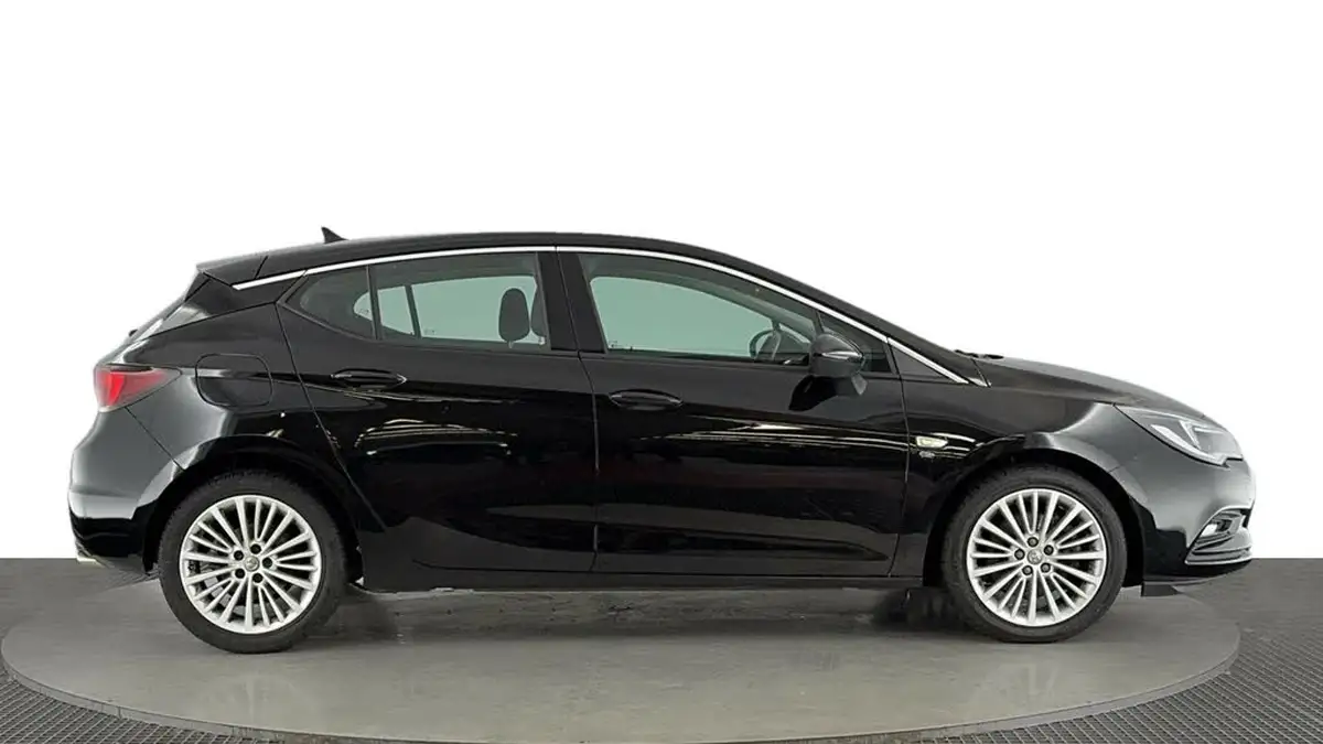 2018-vauxhall-astra-16i-turbo-elite-nav-hatchback-big-2