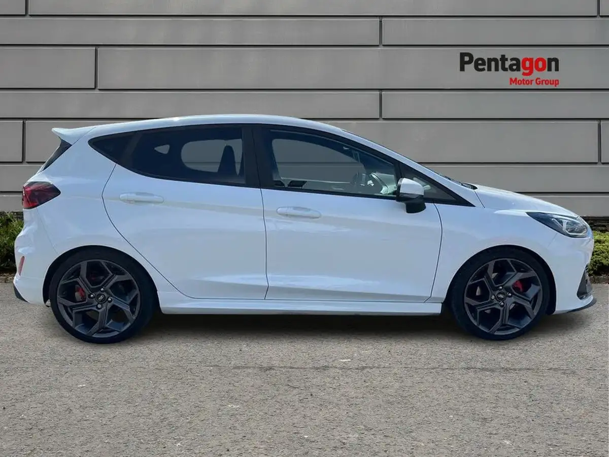 2023-ford-fiesta-15t-st-3-big-13