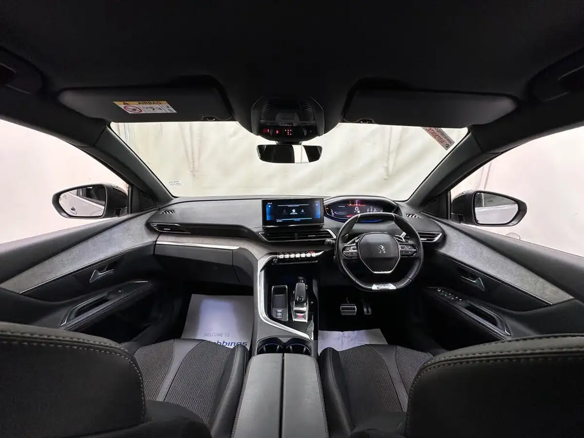 2022-peugeot-5008-suv-12-puretech-gt-eat8-big-22