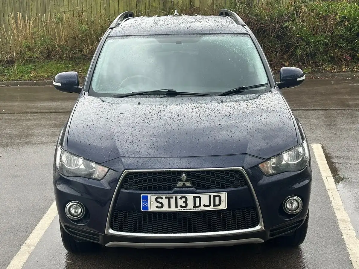 2012-mitsubishi-outlander-22td-gx3-22di-d-7st-2268cc-big-3