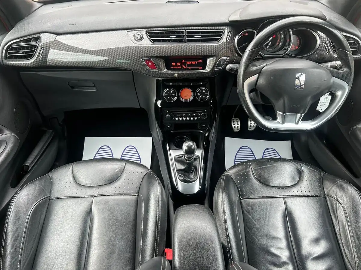 2011-citroen-ds3-16e-hdi-dsport-plus-big-21