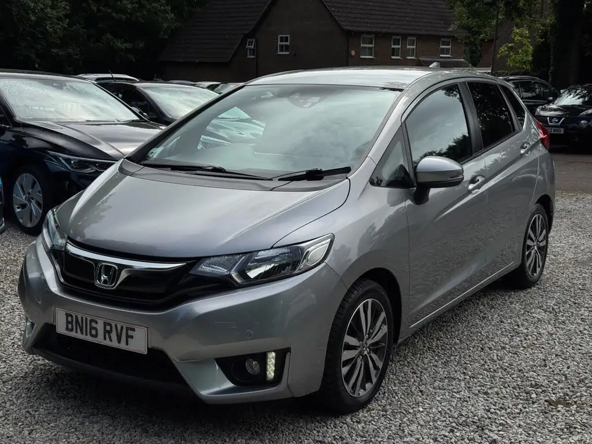 2016-honda-jazz-13-i-vtec-ex-cvt-big-2