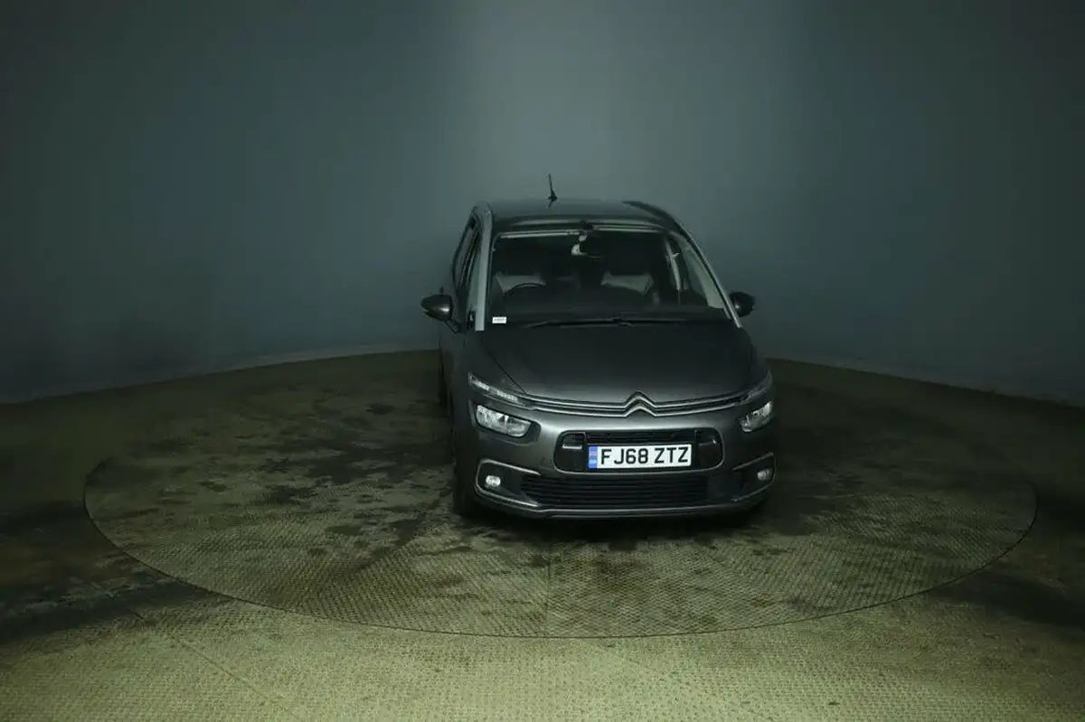 2018-citroen-grand-c4-spacetourer-15bluehdi-flair-big-1