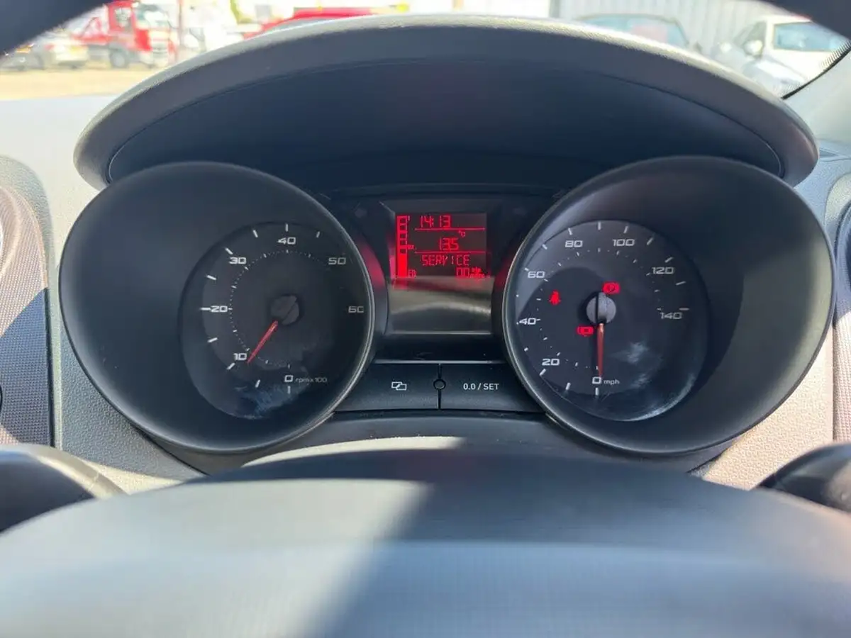 2012-seat-ibiza-12td-s-copa-ecomotive-st-estate-5d-big-15