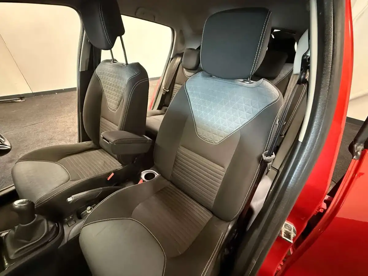 2015-renault-clio-09-dynamique-s-big-47