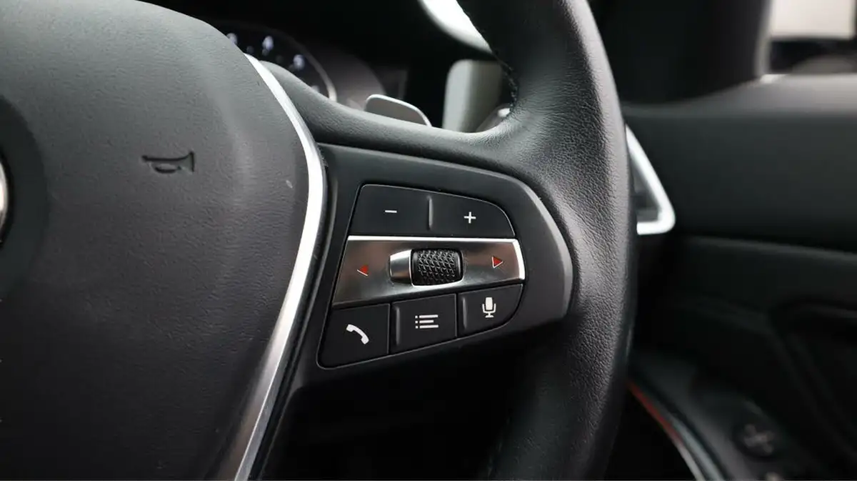 2020-bmw-3-series-20-320i-sport-touring-5d-big-25