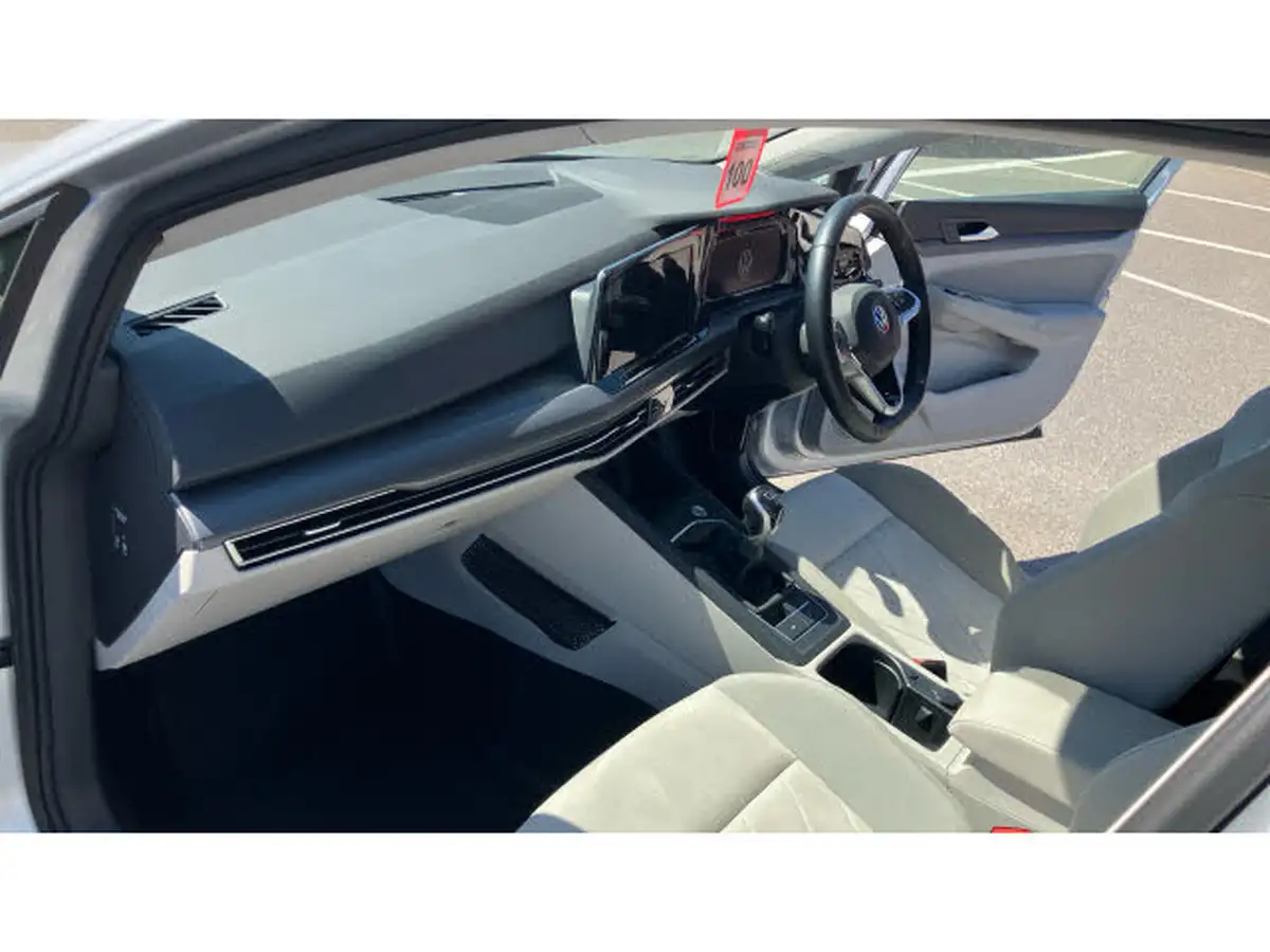 2020-volkswagen-golf-15-tsi-style-150ps-hatchback-big-9