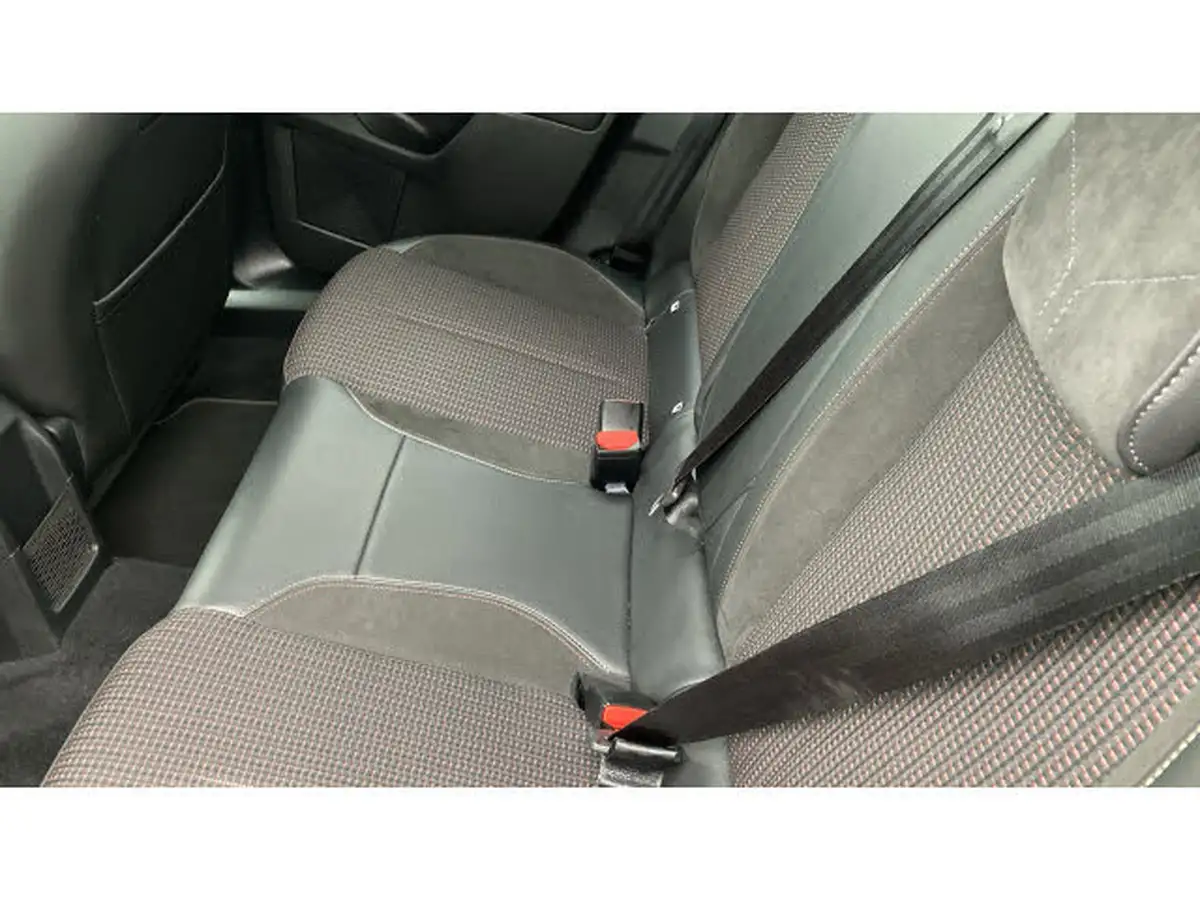 2022-ds-ds-3-crossback-12-puretech-performance-line-130ps-eat8-big-21