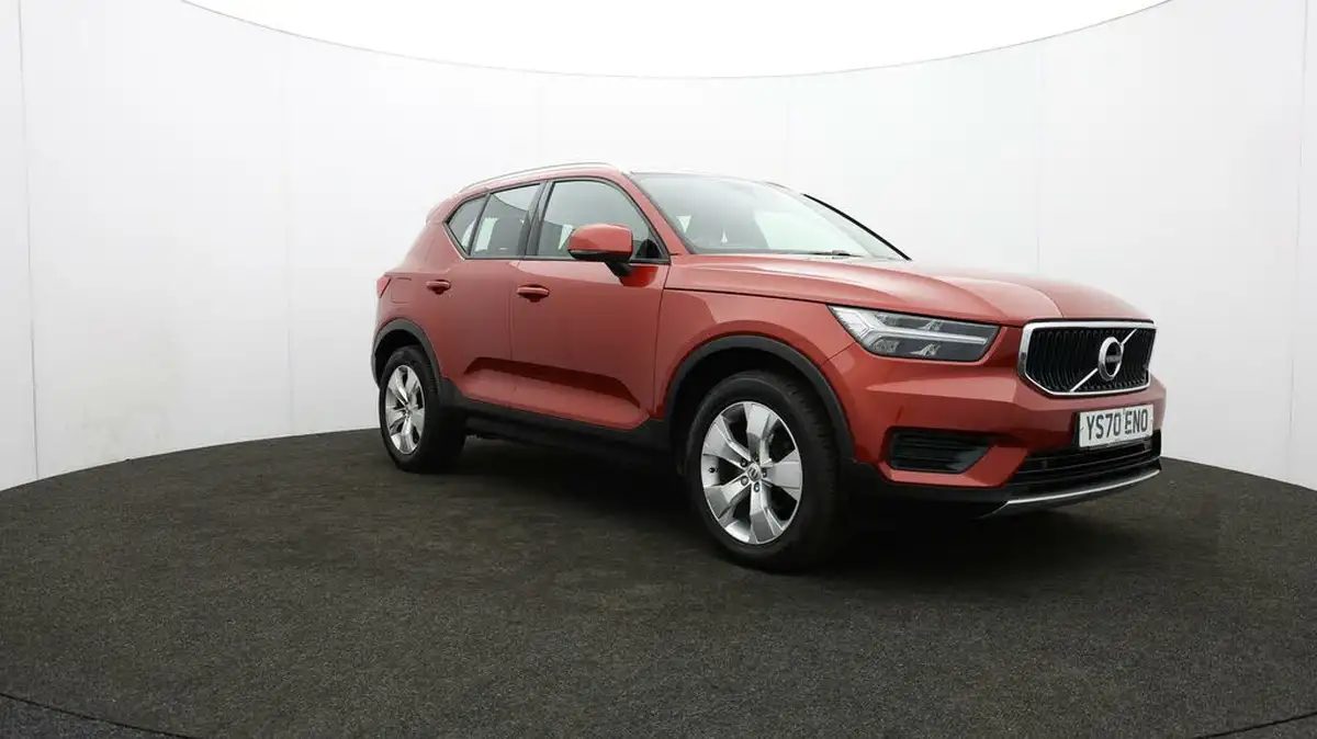2020-volvo-xc40-20td-d3-momentum-geartronic-big-47