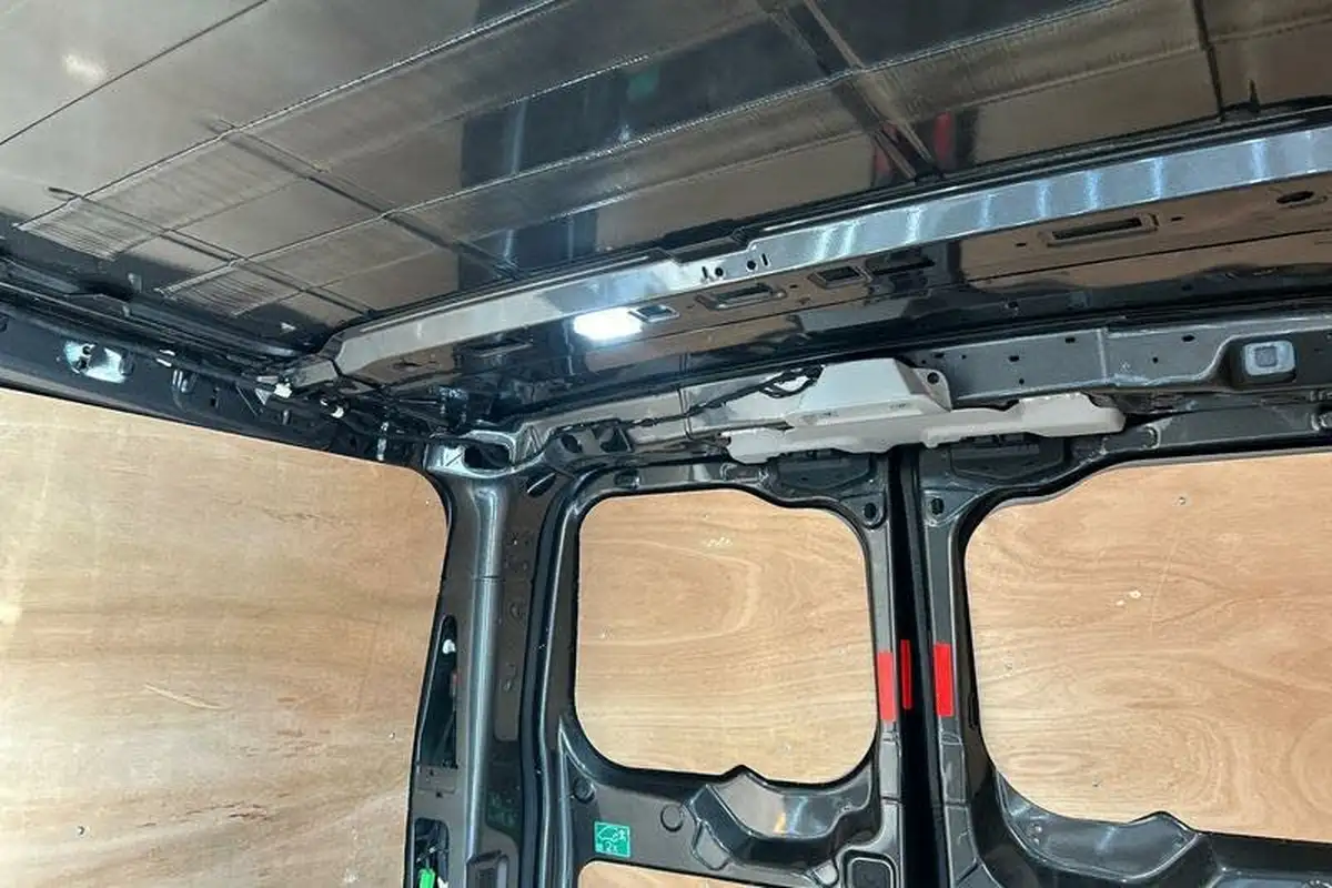 2024-ford-transit-custom-20tdci-280-l1h1-limited-136pseu6e-panel-van-1996cc-big-32