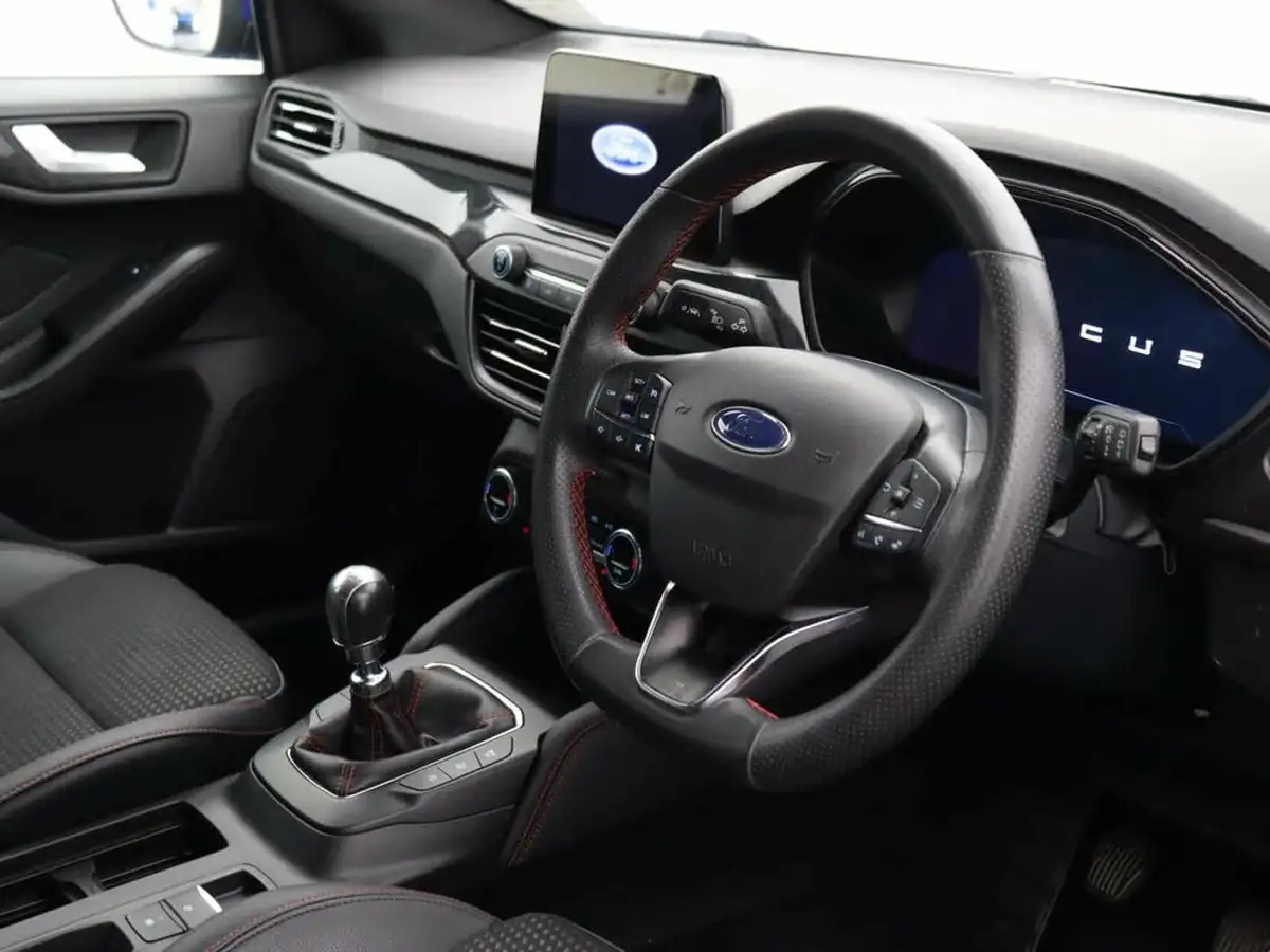 2021-ford-focus-10t-st-line-x-edition-125ps-hybrid-mhev-hatchback-big-18