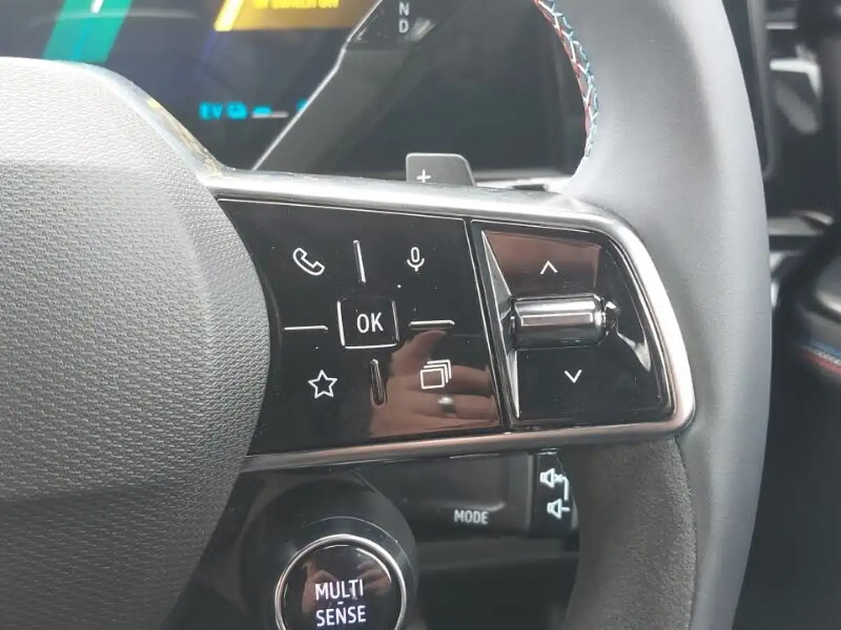 2024-renault-rafale-12-techno-esprit-alpine-300ps-4wd-plug-in-big-15
