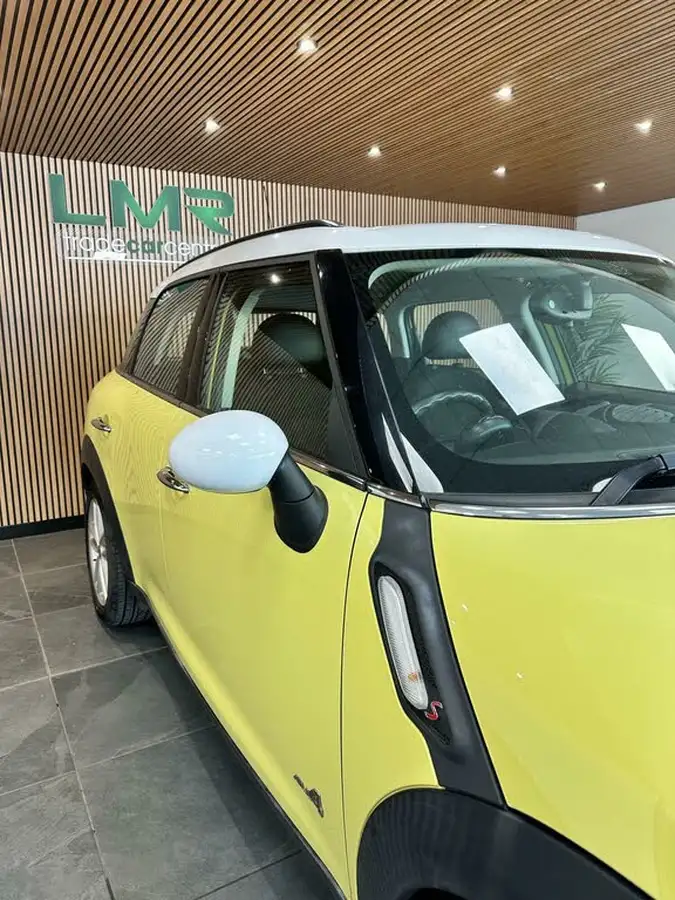 2012-mini-countryman-16-cooper-s-190bhp-all4-auto-big-11