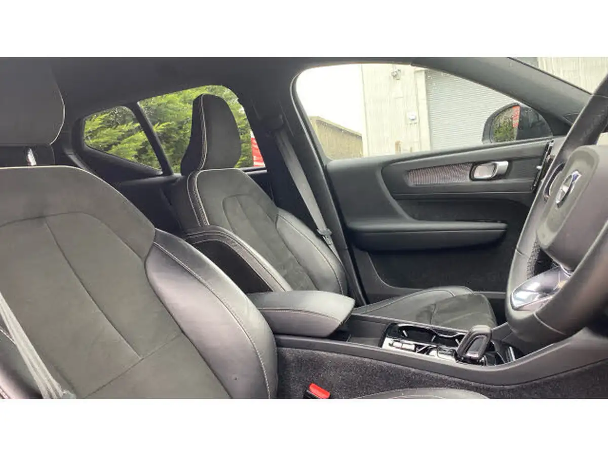 2022-volvo-xc40-15-t5-r-design-pro-big-8