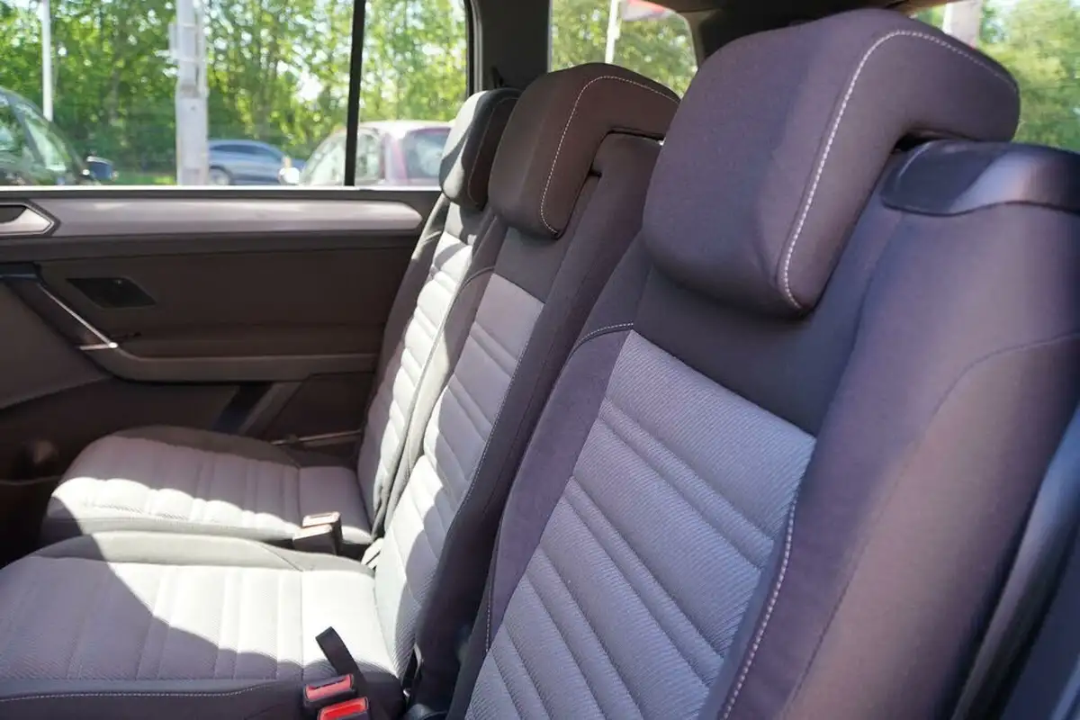 2019-volkswagen-touran-15-tsi-r-line-dsg-big-73