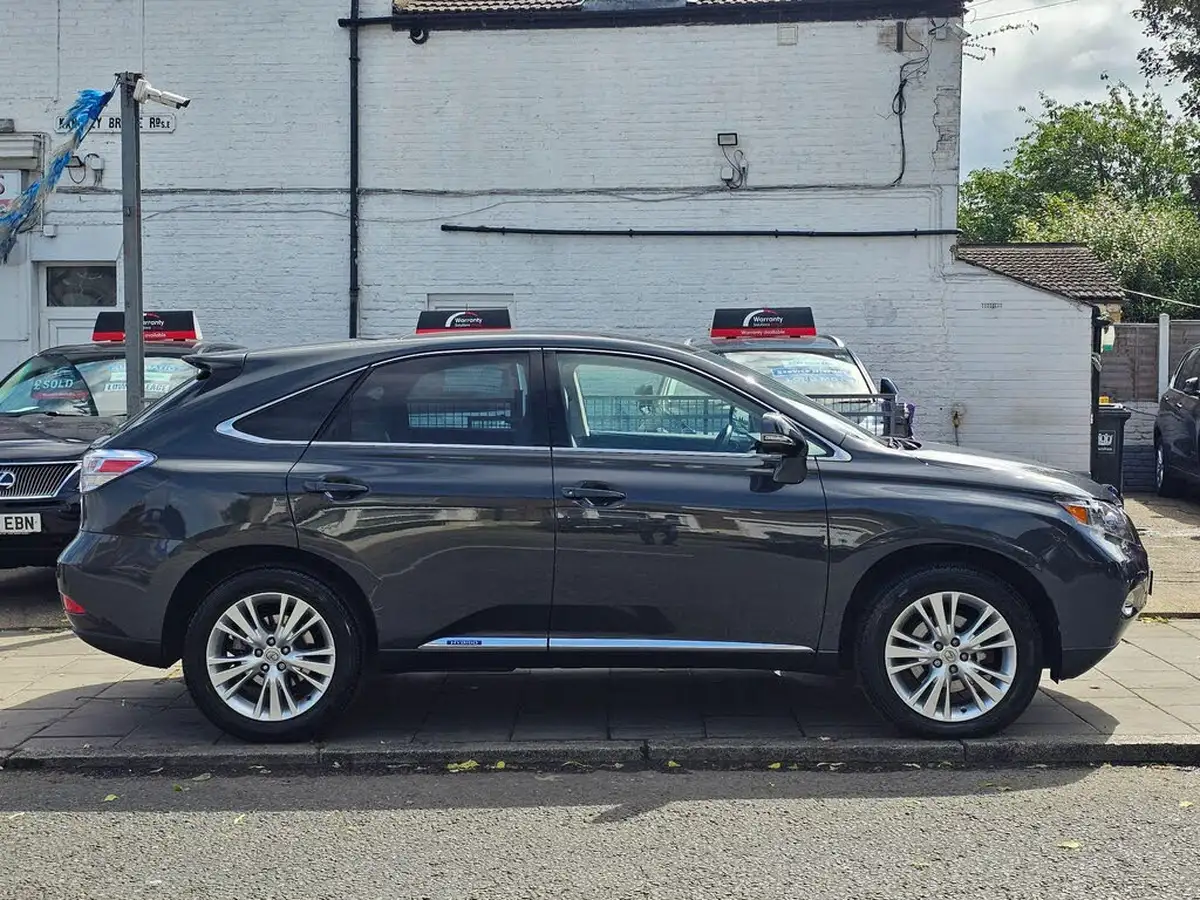 2011-lexus-rx-450h-35-se-i-4x4-big-1