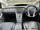 2011-toyota-prius-18-vvt-i-t-spirit-10th-anniversary-small-21