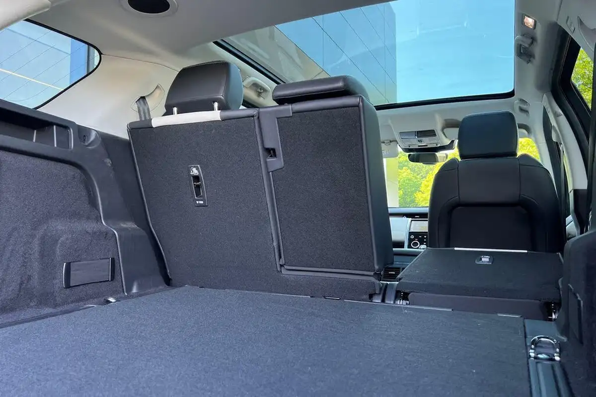 2022-land-rover-discovery-sport-20-p250-r-dynamic-hse-big-36
